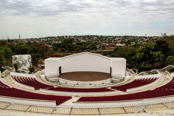 $!Remodelar el Teatro Griego, donde Estrada Ferreiro cerró su campaña en Culiacán, costó más de $14 millones