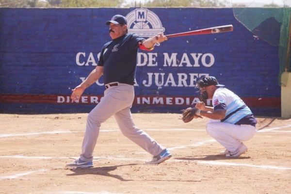 Los maderos estuvieron muy activos en la jornada.