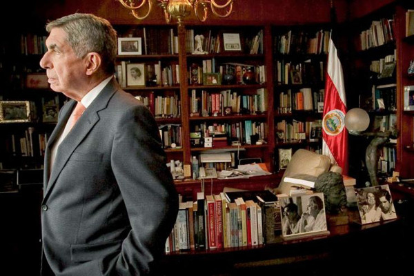 Óscar Arias, premio Nobel de la Paz y ex presidente de Costa Rica, es señalado de abuso sexual