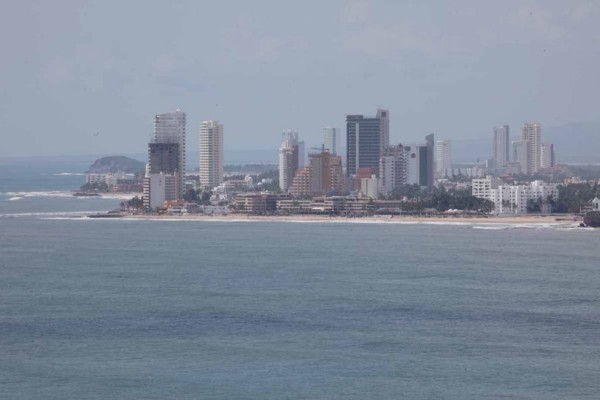 A pesar del Covid-19, se espera 'bonanza turística' para Mazatlán en diciembre