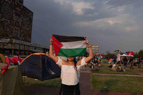 $!‘No podemos ignorar el genocidio en Palestina’, voces de la acampada UNAM