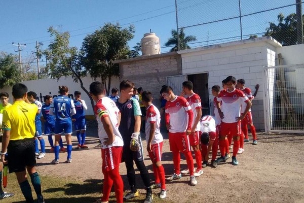 Los Camaroneros fueron batidos por los Tecos en el estadio 3 de Marzo de Zapopan.
