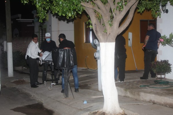 Asesinan a un hombre en Culiacán afuera de su casa