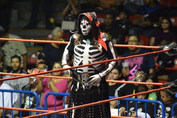 La Parka ha perdido su última lucha.