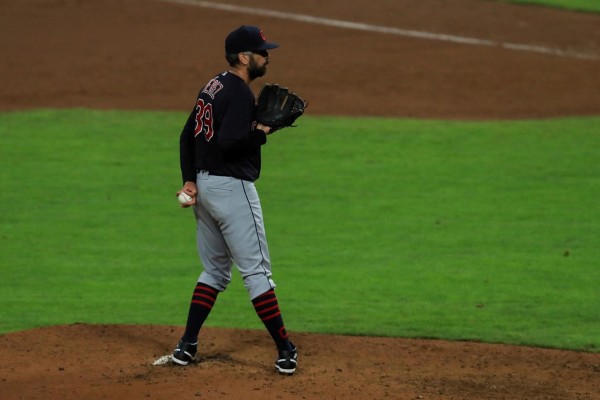 Culichi Óliver Pérez se agencia su primera victoria de la campaña