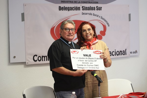 Recibe Cáritas donativo de Cmic Mazatlán