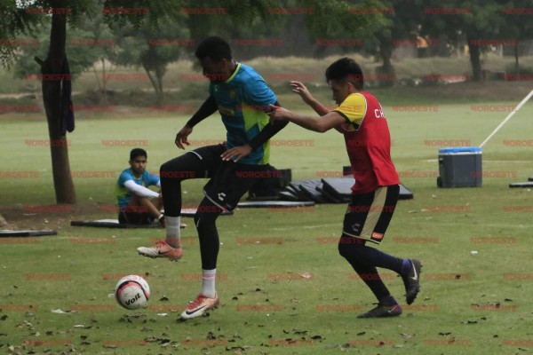 Luchará Richard Okunorobo por conseguir el ascenso con Dorados