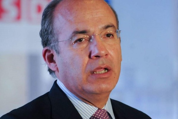 ¿Qué hará el INE con el dinero en efectivo totalmente ilegal a Morena?, reclama Felipe Calderón