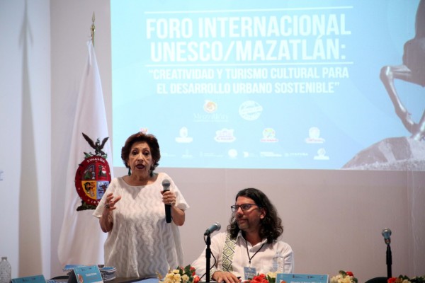 La cultura impulsa el desarrollo económico, dice Gloria López Morales