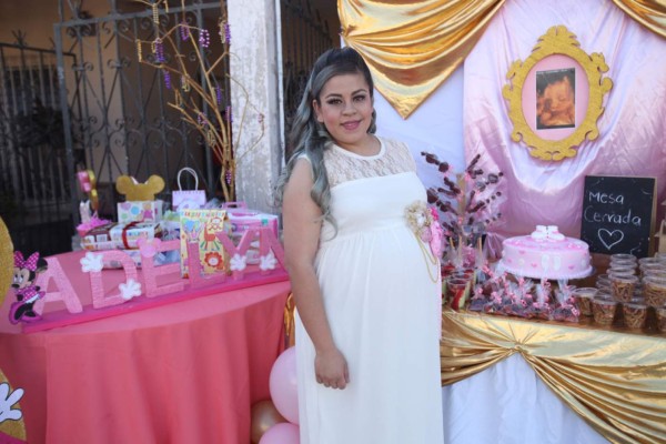 Amairani se renueva como mamá