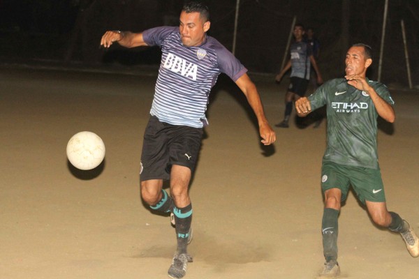 Familia Loaiza elimina a La Raza.