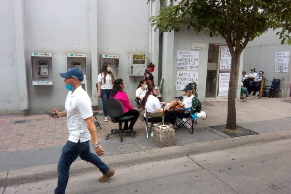 Levantan paro telefonistas de Culiacán, pero insisten en ir a huelga si no se respeta su contrato colectivo
