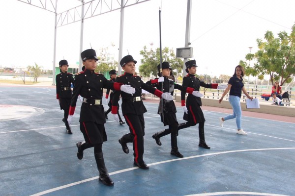 Tecnológico de Mazatlán se muestra arrollador en el Concurso de Escoltas de Bandera