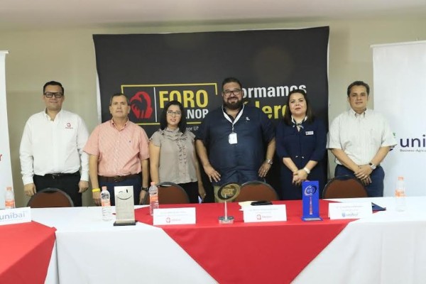 Directivos de Adelnor comparten los detalles de la nueva edición del Foro Formamos Líderes.