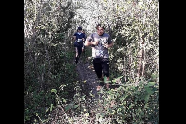 Jesús Labrador y Yanet Sánchez muestran su resistencia en el Mazatlán Trail Running 2019
