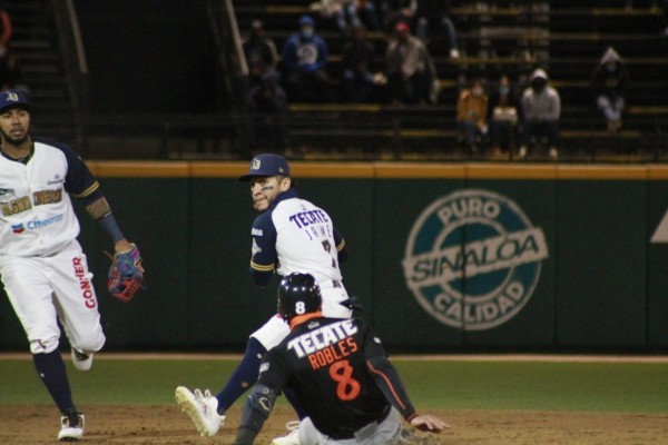 Algodoneros de Guasave blanquea a Naranjeros de Hermosillo