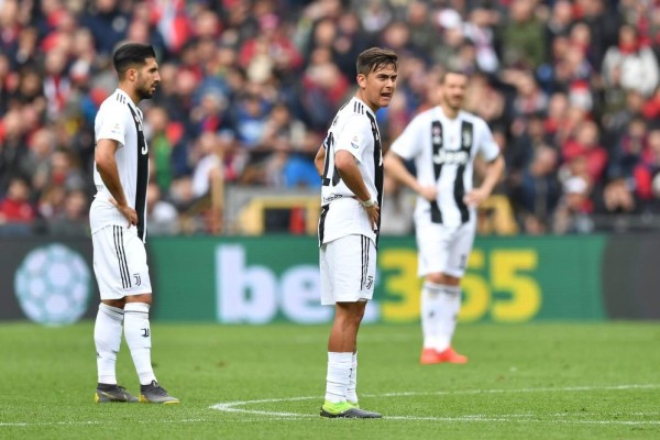 La Juventus pierde lo invicto ante el Genoa