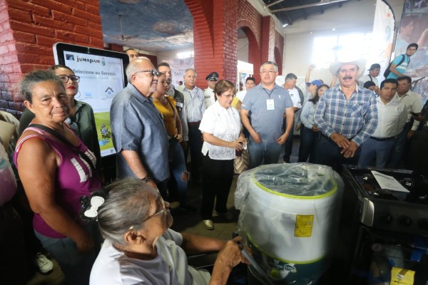 Si se detectan irregularidades se va, dice Alcalde de Mazatlán sobre José Ángel Tostado