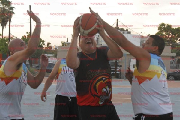 Tímbiri mantiene protagonismo en el Torneo Veteranos de Baloncesto Municipal