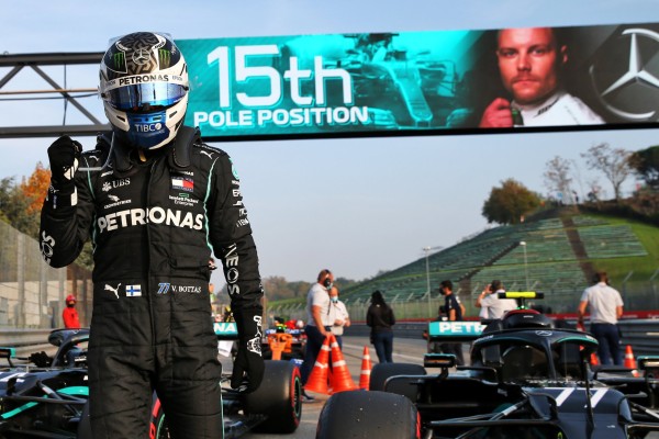 Valtteri Bottas le arrebata la pole del Gran Premio de Emilia-Romaña a Lewis Hamilton