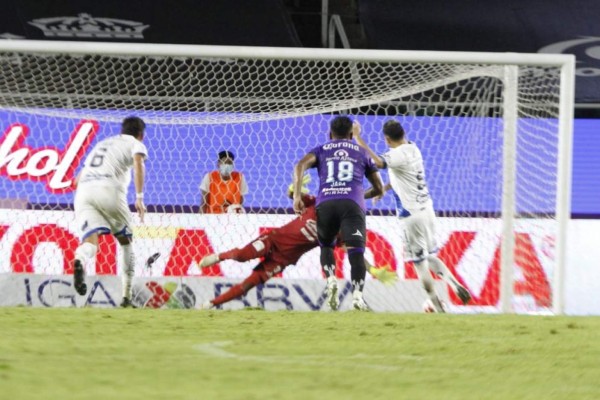 Mazatlán FC es goleado 1-4 por Puebla en su debut en la Liga MX