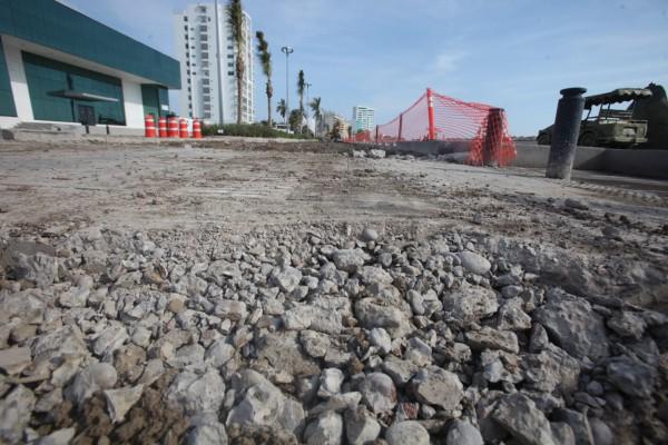 La pavimentación de calles es la principal demanda en las colonias populares de la capital del estado.