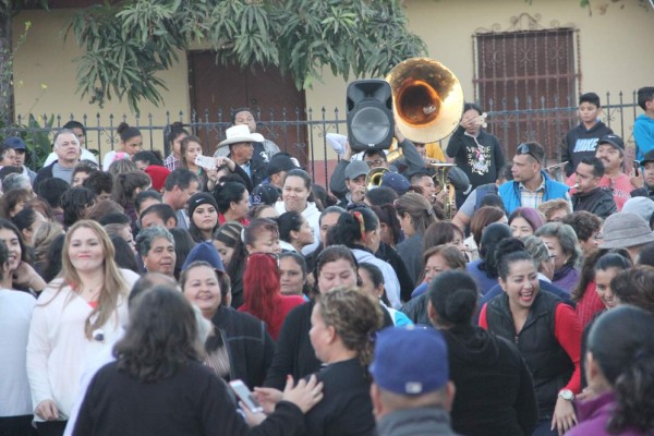 El cierre del evento en Chametla reunió a personas locales y foráneas del municipio.
