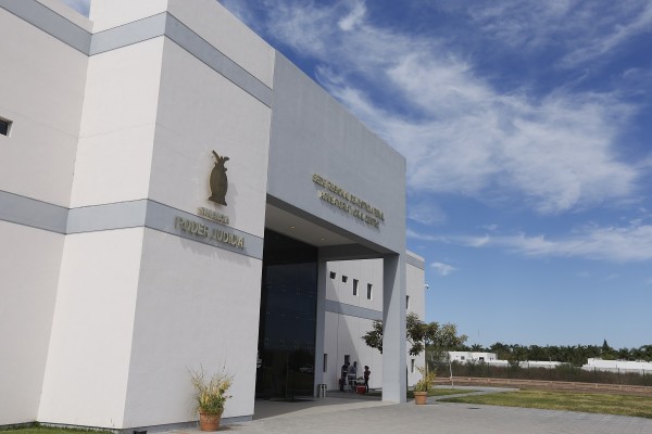 Difieren por cuarta vez audiencia intermedia por caso Javier Valdez