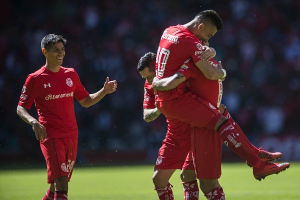 Toluca asegura su pase a Liguilla; vence 3-1 a Xolos