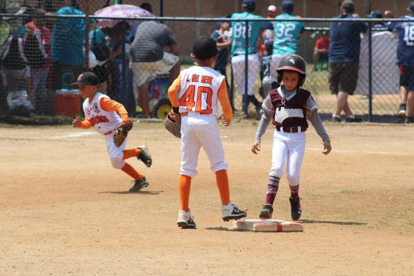 Liga Colhuacan Rojo cae ante Centauros Rojo.
