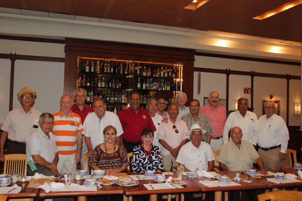 Ex alumnos de la Escuela Secundaria Prevocacional celebraron su amistad.