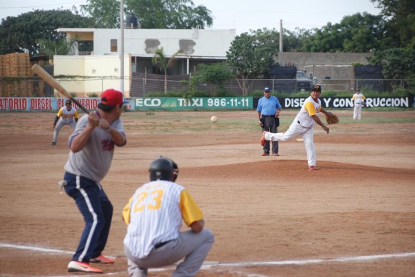 Tacos El Cobarde cae en las redes de Pesquera Carrillo