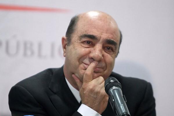 Tras un mes, Murillo Karam es trasladado de Torre Médica al Reclusorio Norte; padece Covid