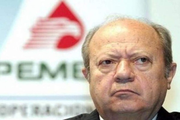 Romero Deschamps renuncia como líder petrolero luego de 26 años