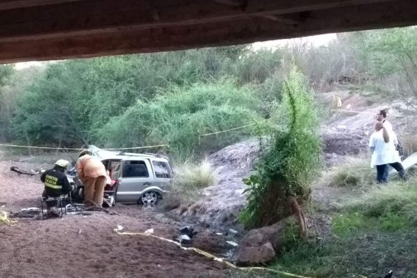 Muere hombre en choque y volcadura, en la México 15, en Culiacán