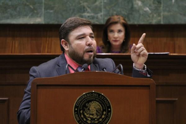 Ataques cibernéticos llegan al Diputado Marco Antonio Zazueta; anteriormente Rocha Moya denunció hechos similares