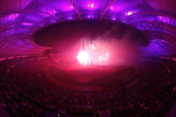 ¡Luces y música iluminan el Teodoro Mariscal en la inauguración de la LMP!