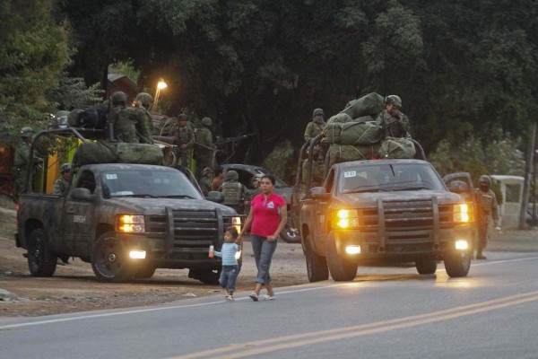 Cuestionan operativos militares nocturnos