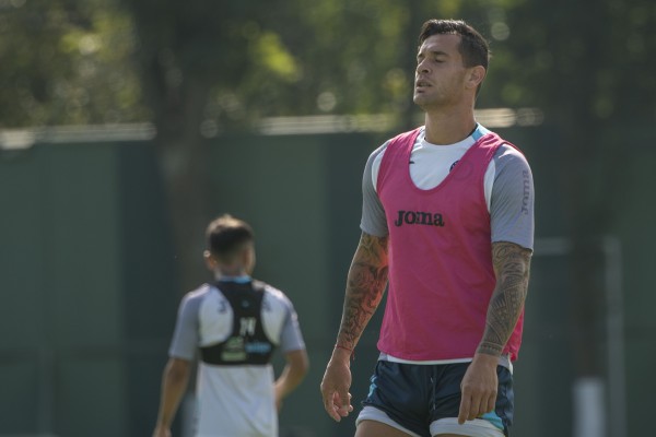 El delantero argentino del Cruz Azul, Milton Caraglio, es asintomático.