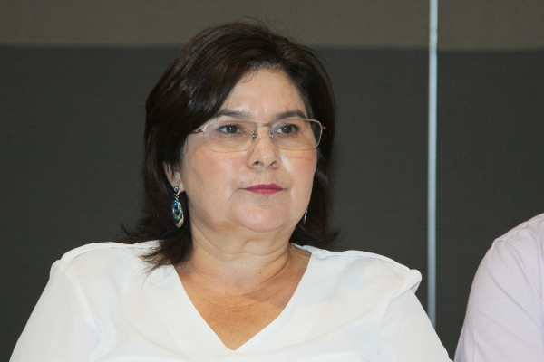 Tres veces se quiso violar la Constitución: Imelda Castro