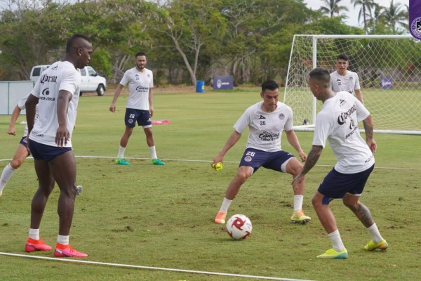 Mazatlán FC cerró este jueves su preparación para encarar la Copa GNP por México.