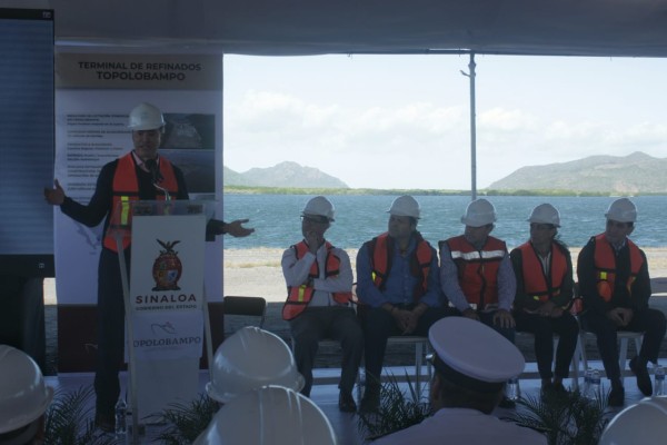 En Topolobampo, anuncian construcción de terminal de almacenamiento de hidrocarburos