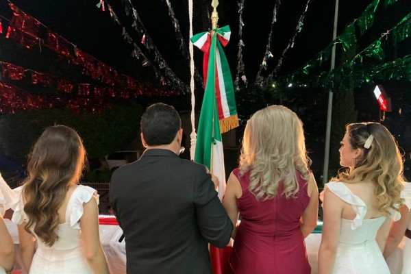 Festeja Ayuntamiento de Choix el 210 Aniversario de la Independencia de México
