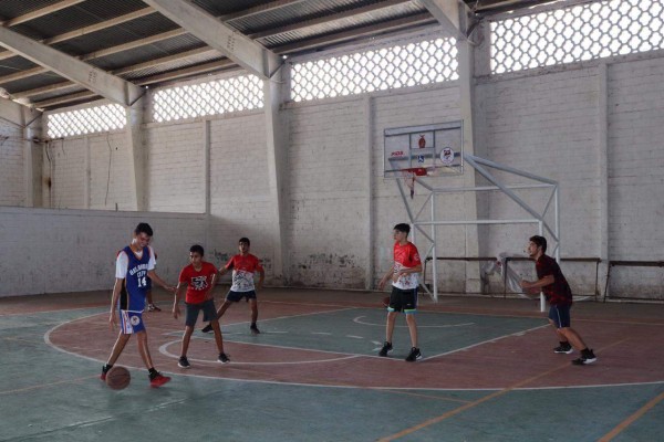 Niños escuinapenses culminan Campamento Deportivo de Verano 2019