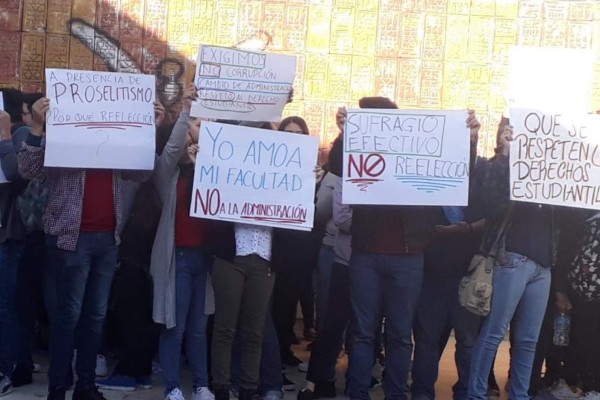 En Culiacán, alumnos acusan malos tratos y presiones en la Facultad de Psicología de la UAS