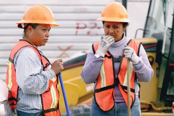 Diferencia de ingresos entre hombres y mujeres es del 35%, señala el Inegi
