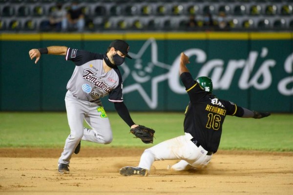 Tomateros de Culiacán tumba caña en el primero de la serie en Los Mochis