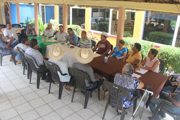 Buscan afectados por vialidades sostener encuentro con titular de la SCT Sinaloa