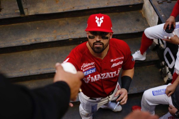 Derrochan fe los aficionados que asisten al J4 entre Venados y Tomateros