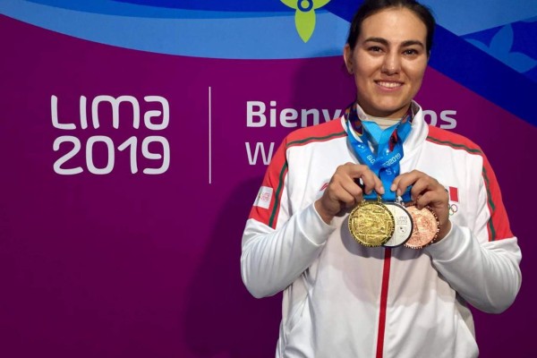 Alejandra Valencia gana dos medallas en la jornada y tres en total en Lima 2019. (Foto: Twitter @CONADE)